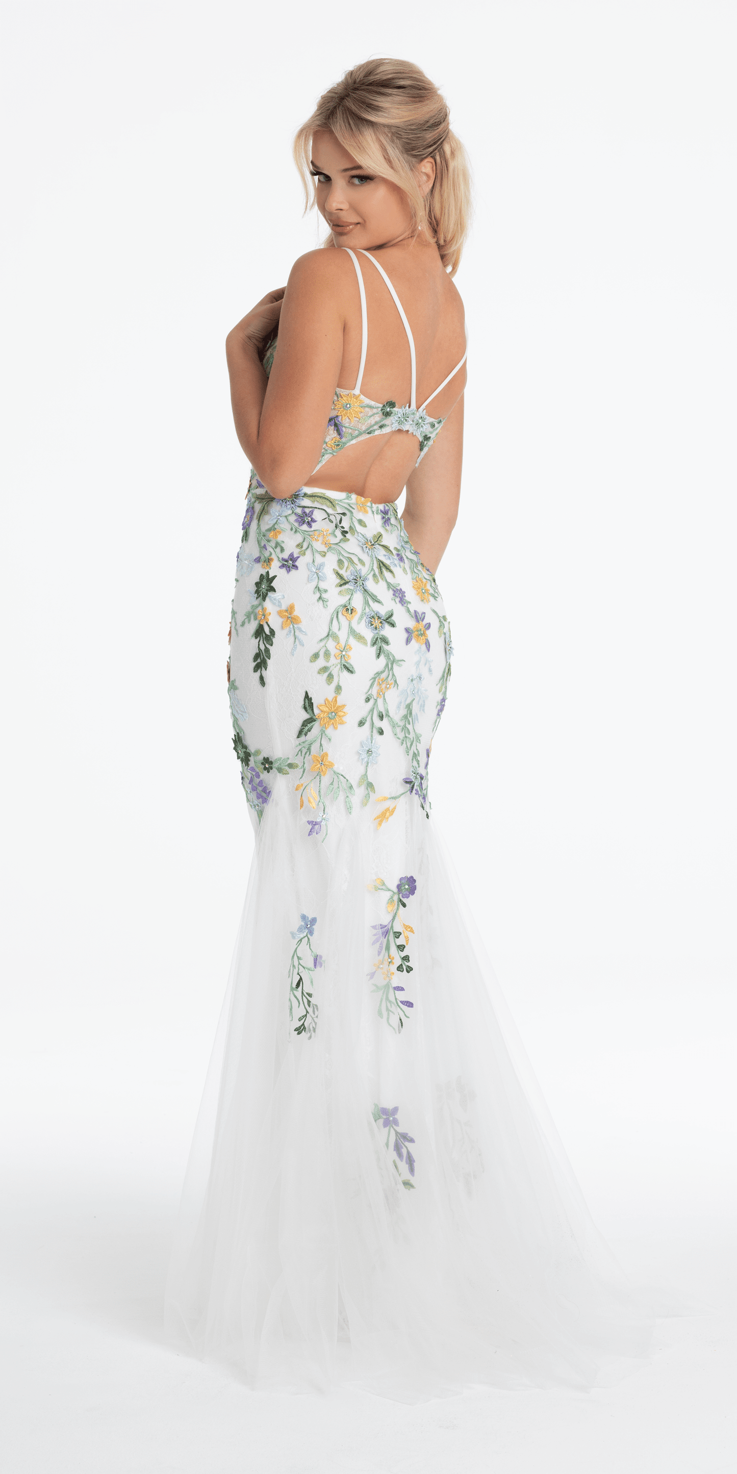 Camille La /Floral Embroidered Mesh Corset Keyhole Mermaid Dress with Shawl /missy/ size/ 0/ white/back