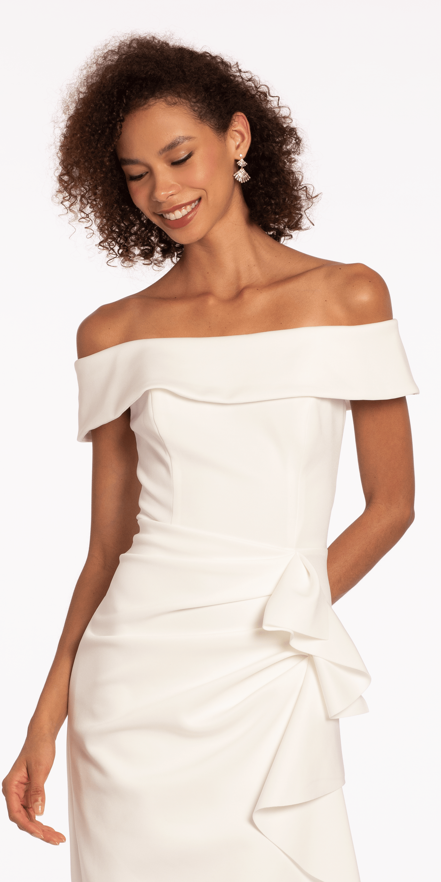 ivory Size 6 missy Camille La Vie Off the Shoulder Scuba Dress with Side Cascade
