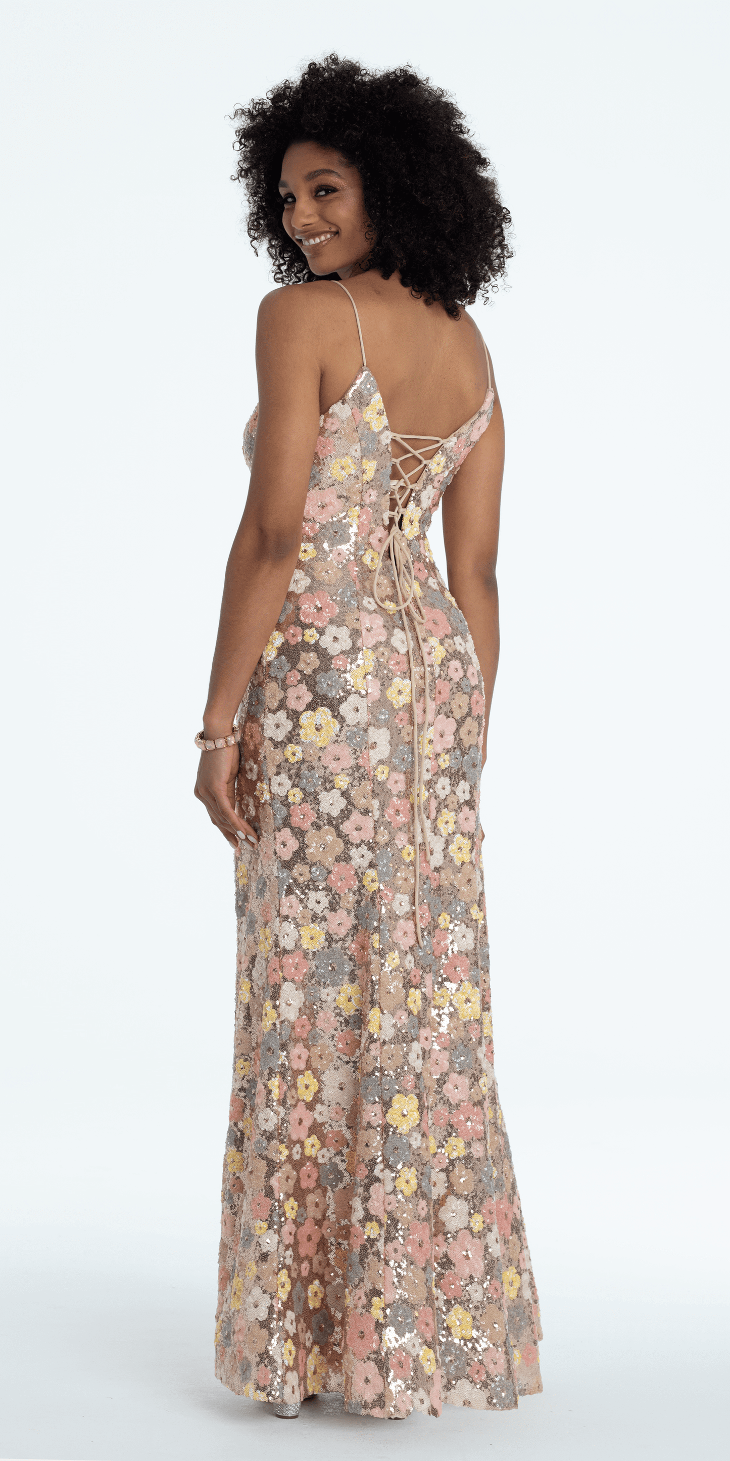 gold Size 00 missy Camille La Vie Plunging Sequin Daisy Lace Up Back Trumpet Dress