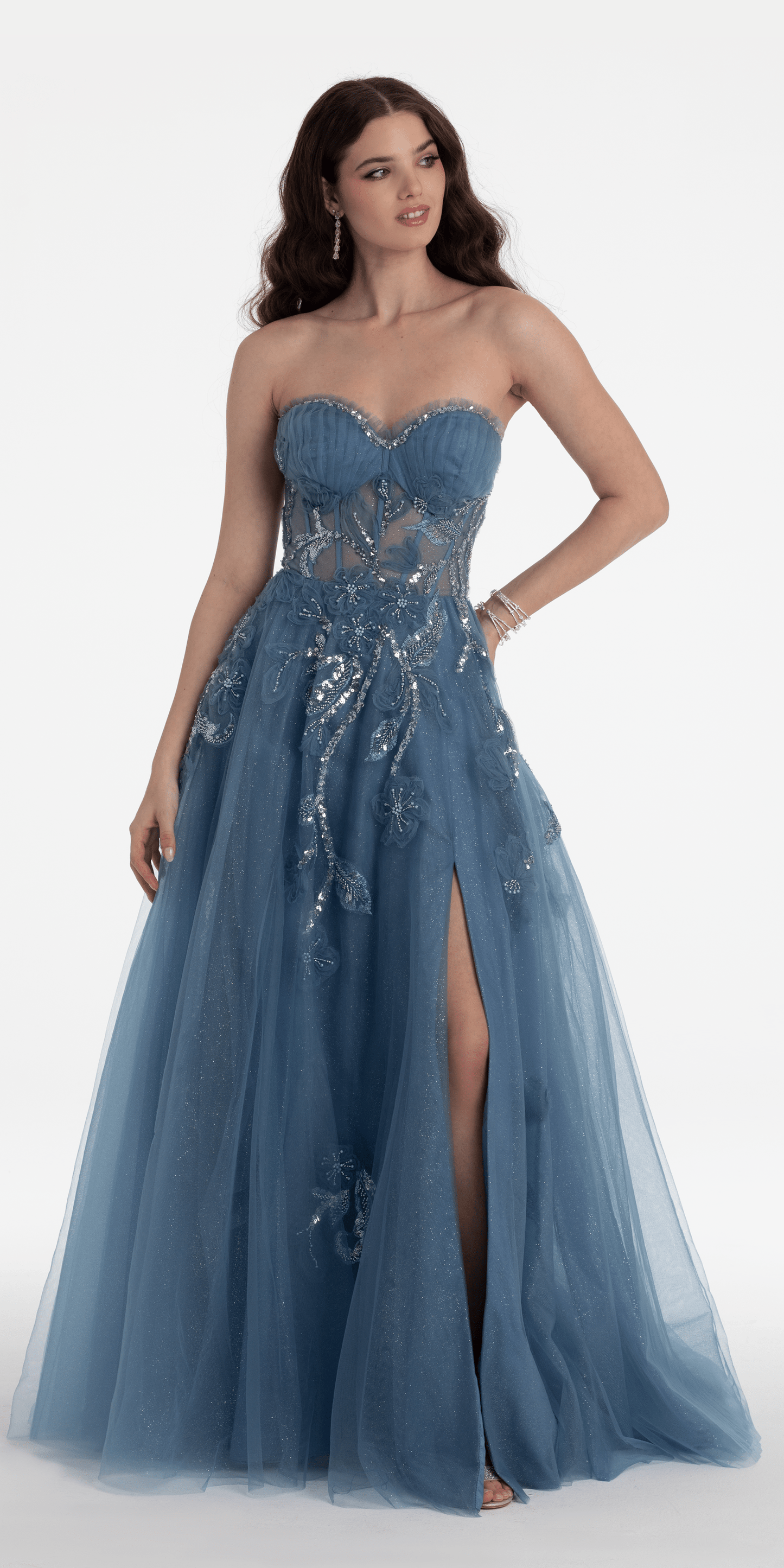 Camille La Vie /Glitter Tulle Embellished Sweetheart Ballgown /missy/ size/ 0 medium blue/front