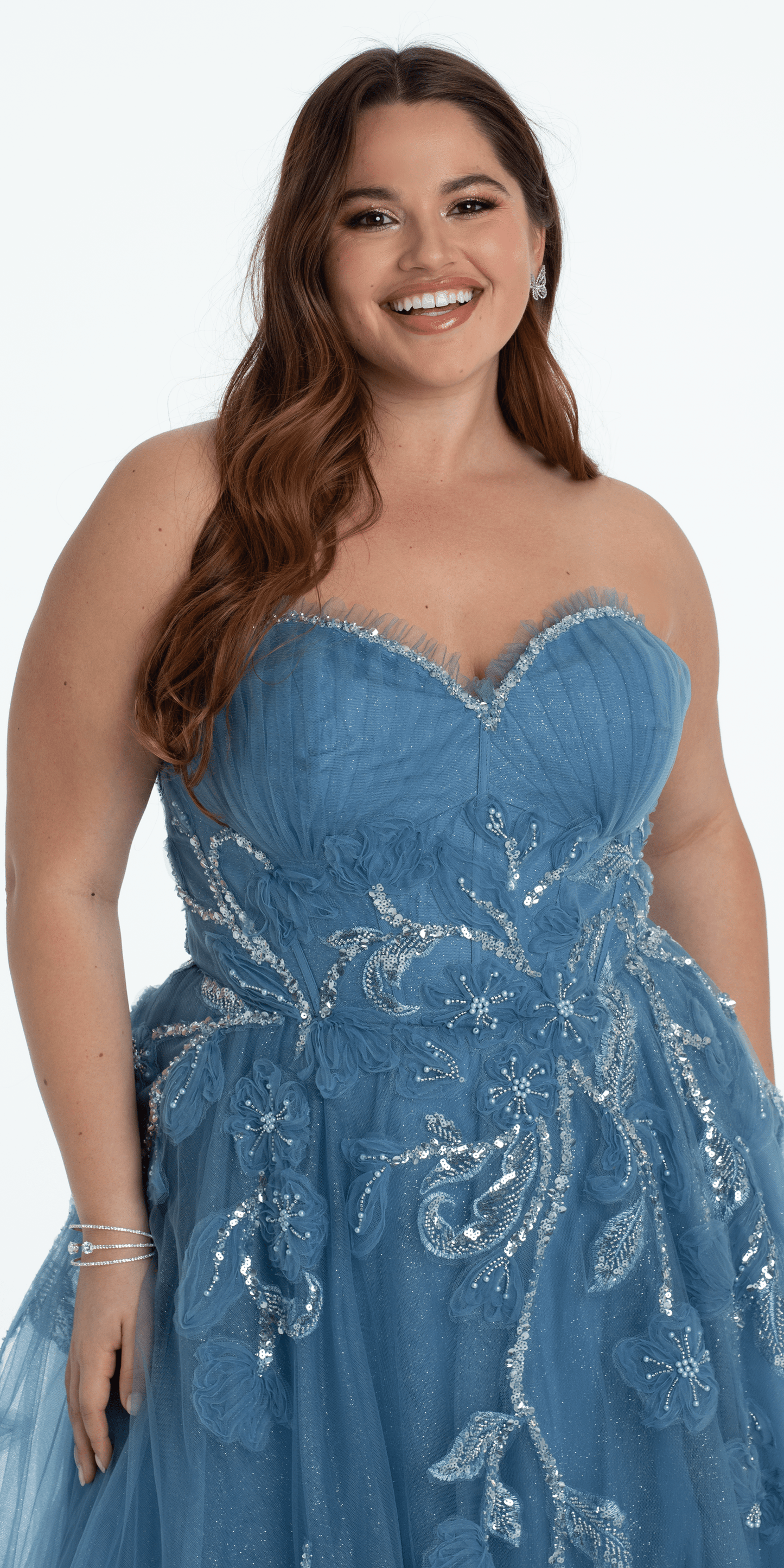 Camille La Vie /Glitter Tulle Embellished Sweetheart Ballgown /plus/ size /16 medium blue/ close up