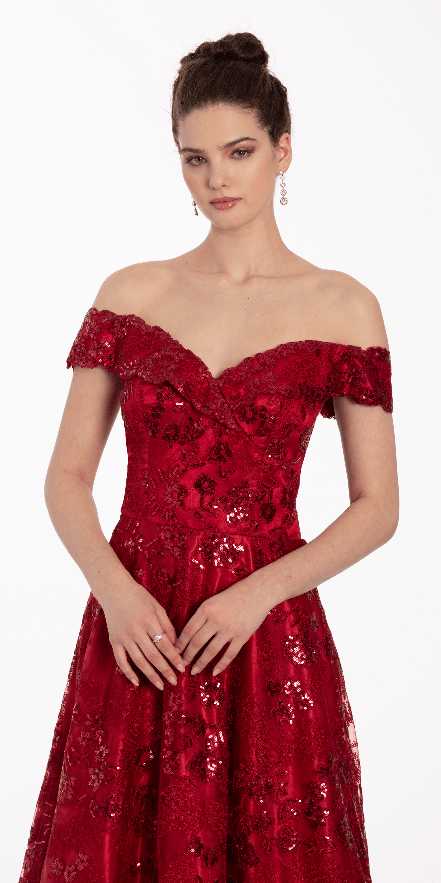 ruby Size 10 missy Camille La Vie Off the Shoulder Floral Embroidered A Line Dress