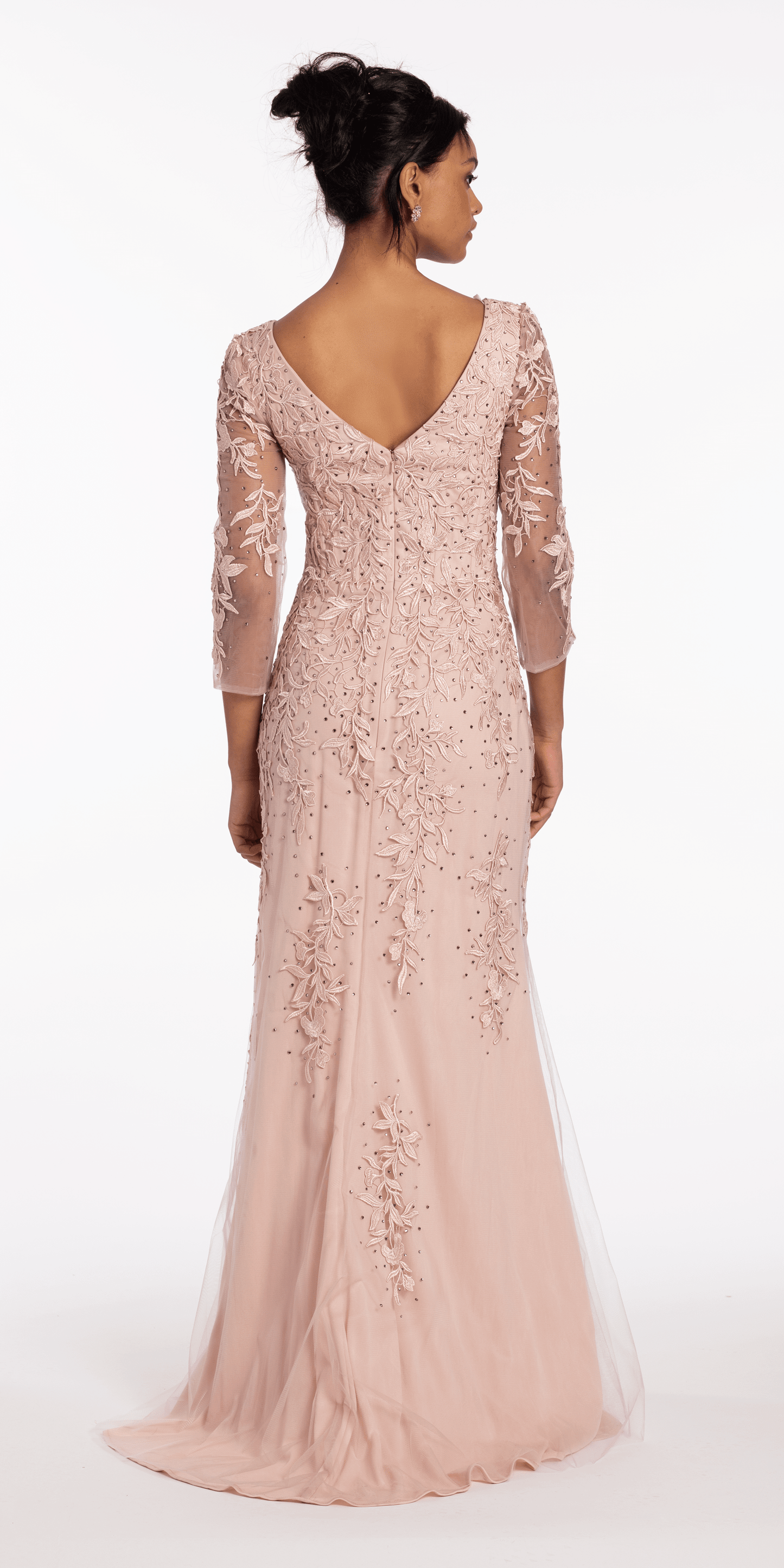 Camille La Vie /3/4 Sleeve Mesh Embroidered Column Dress with Heat Set Beads/ missy /size/ 6 / victorian lilac/back
