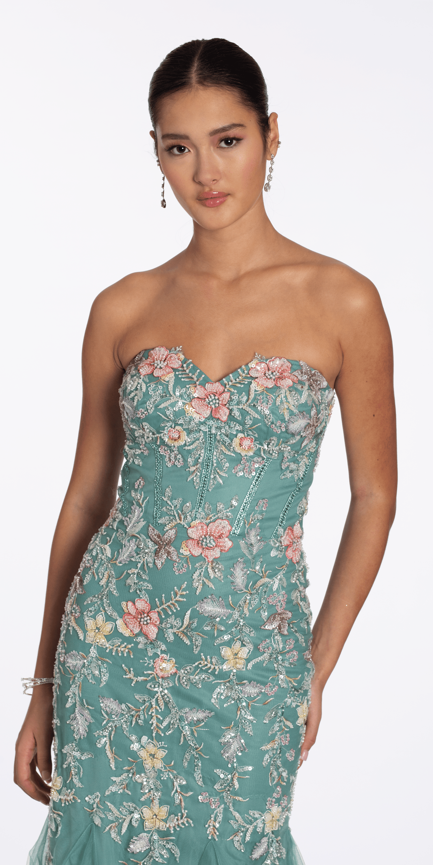 sage/size/2/missy/Camille La Vie /Floral Mesh Strapless Mermaid Dress with Godets/close up
