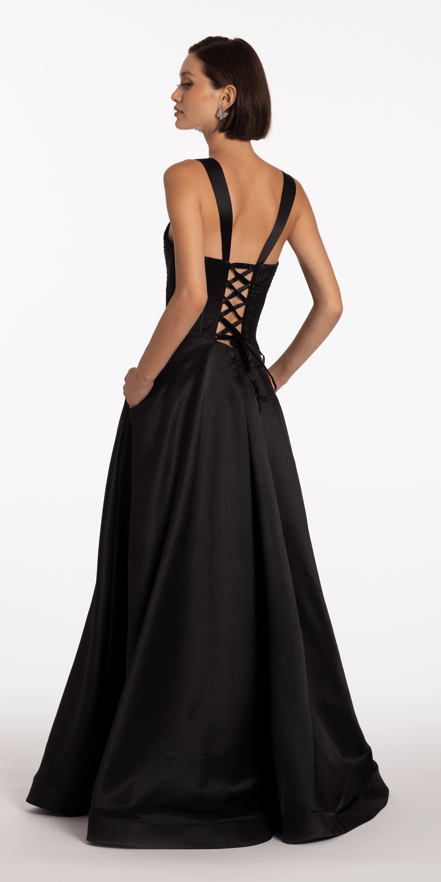 Camille La Vie /Beaded Satin Sweetheart Corset A Line Dress with Pockets/ missy /size/ 2 / black/back