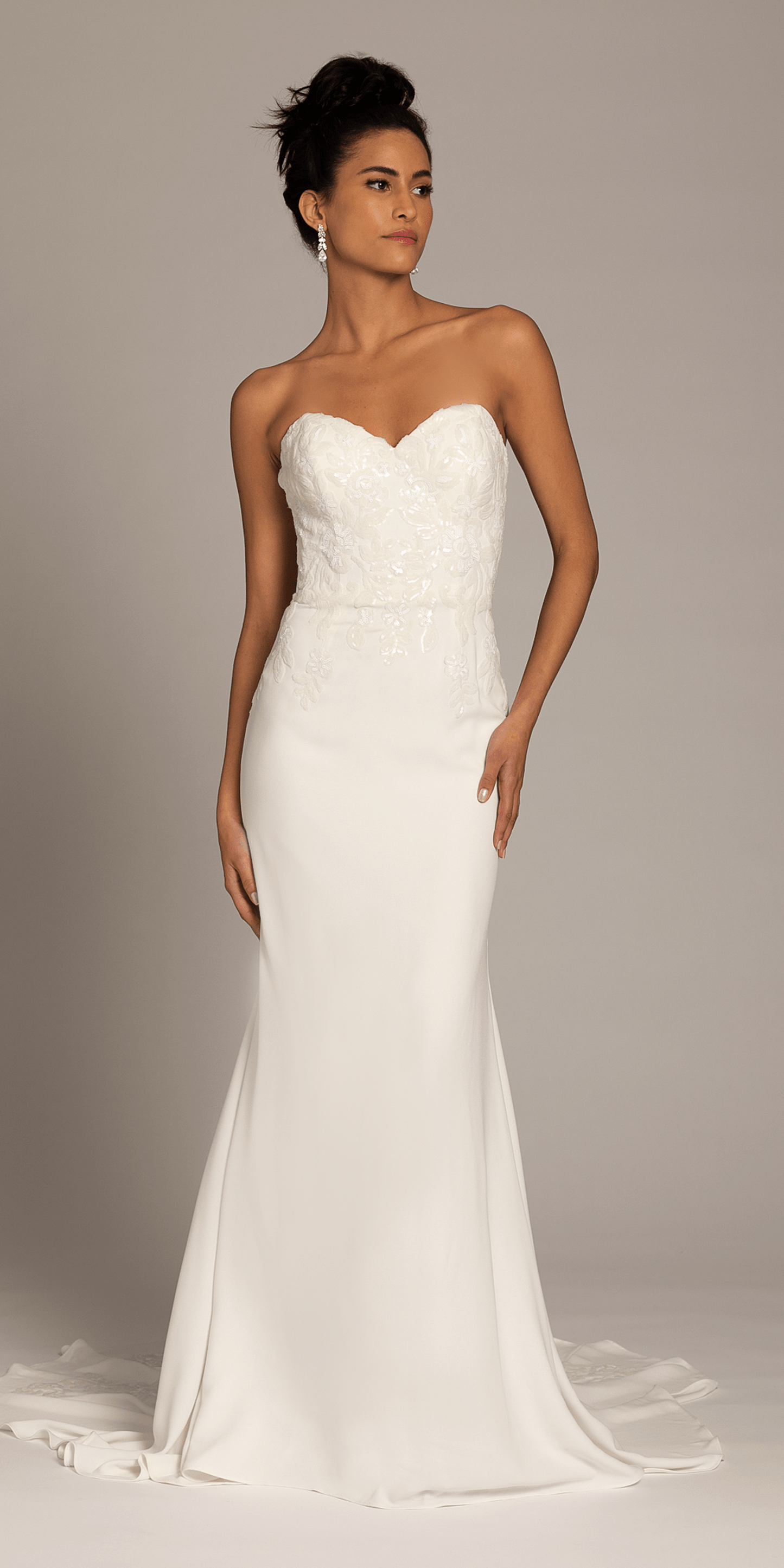 ivory/ Size 0/ missy/ Camille La Vie /Sweetheart Crepe Trumpet Dress with Sequin Cascade Train/Front