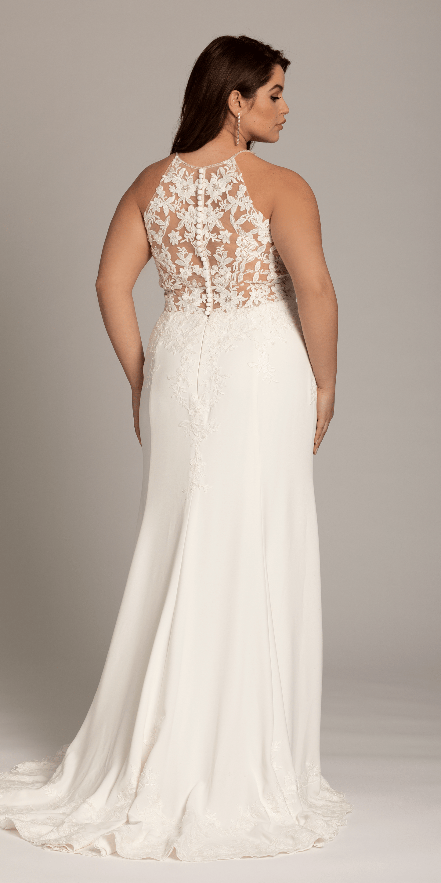 ivory Size 0 missy Camille La Vie Crepe Floral Embellished Racer Back Dress with Leaf Beading Detail