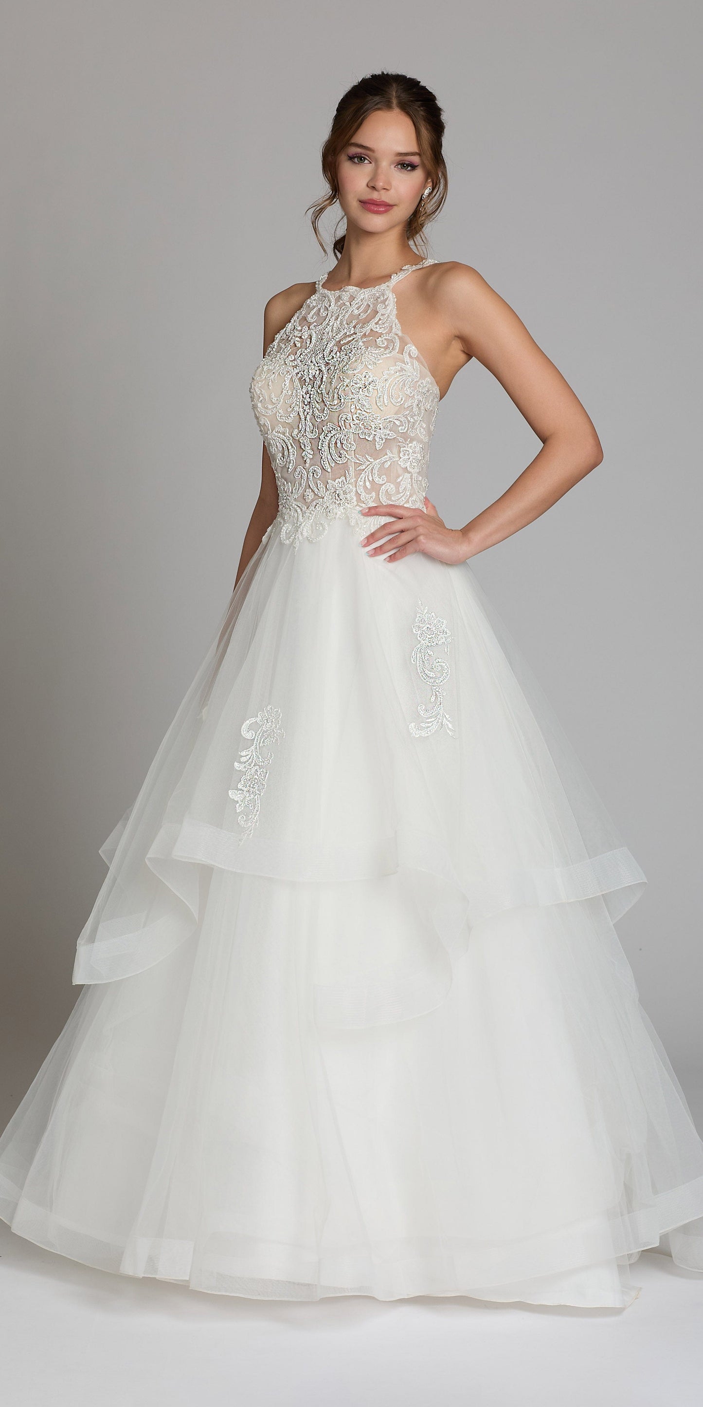 ivory Size 0 missy Camille La Vie Beaded Lace Applique Cleo Neck Tulle Tiered Ballgown