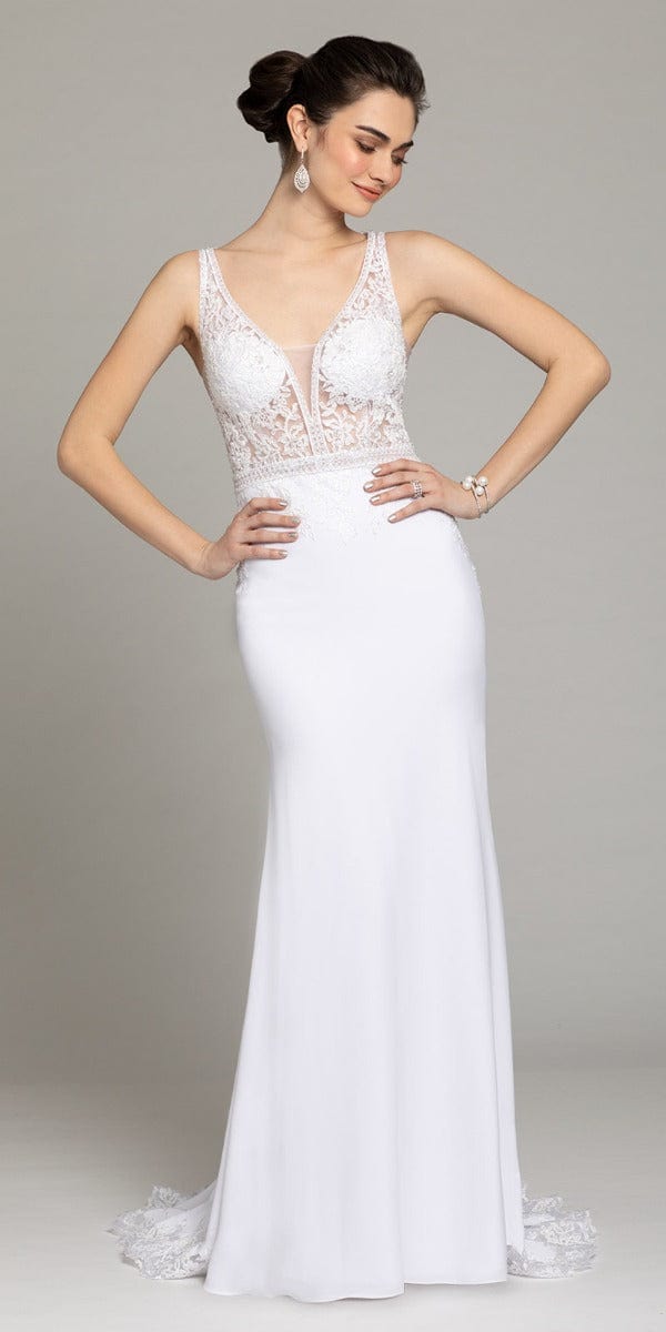 Camille La Vie Beaded Lace Illusion V Neck Crepe Trumpet Dress missy / 0 / white