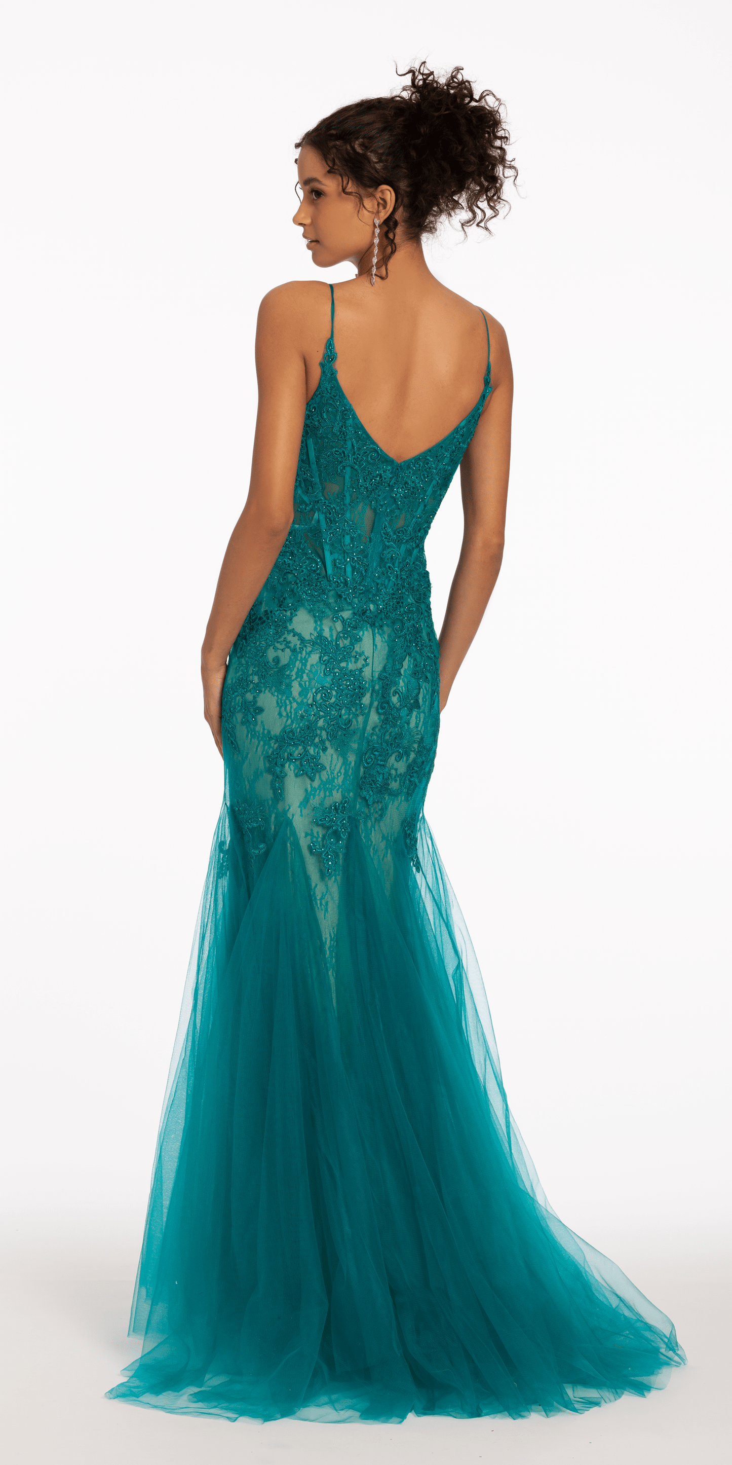 jade Size 0 missy Camille La Vie All Over Embroidered Godet Dress with Heat Set Stones