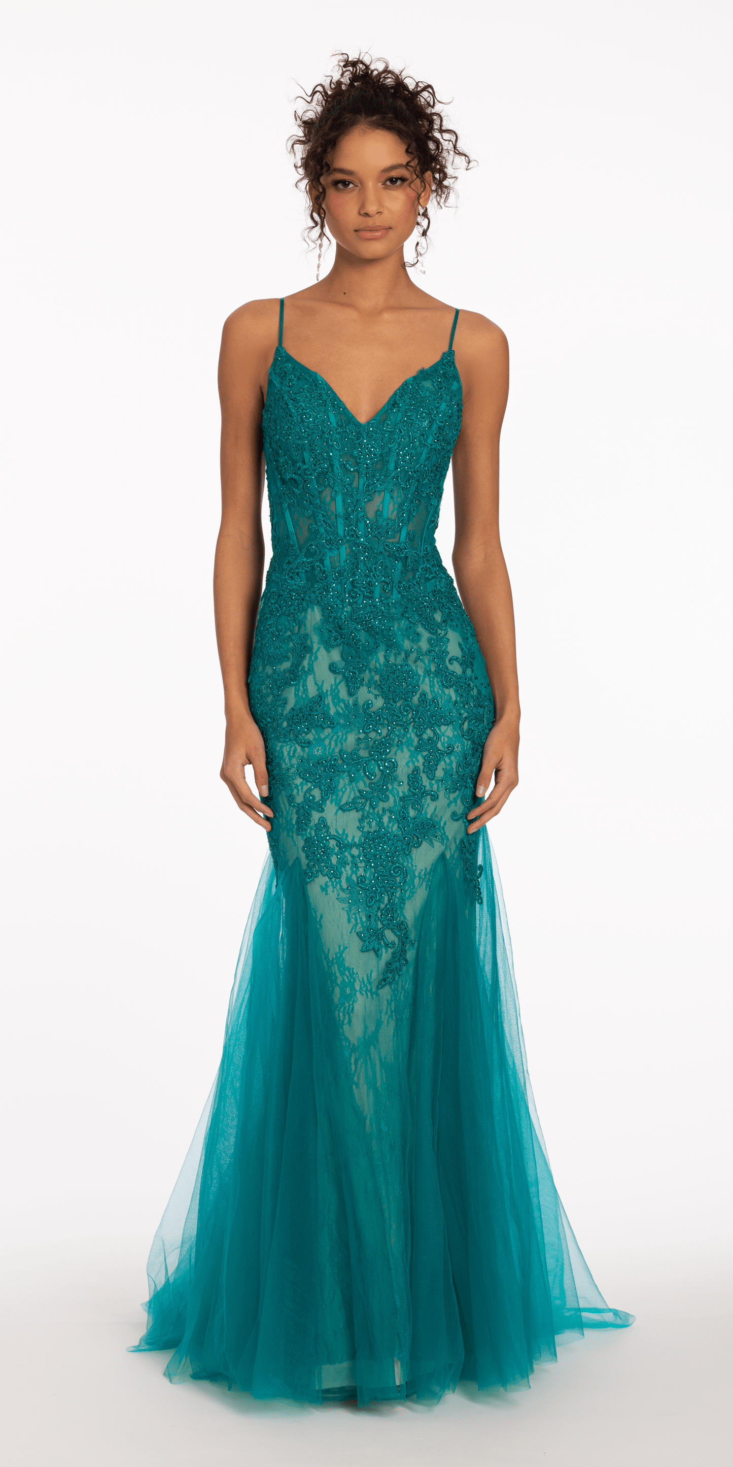 jade Size 0 missy Camille La Vie All Over Embroidered Godet Dress with Heat Set Stones