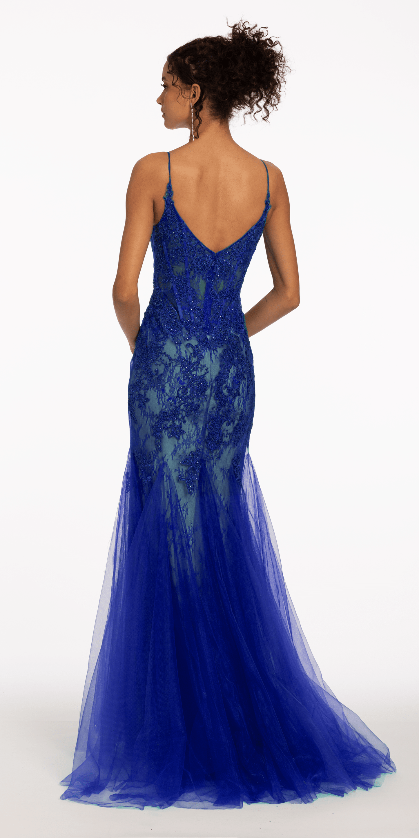 jade Size 0 missy Camille La Vie All Over Embroidered Godet Dress with Heat Set Stones