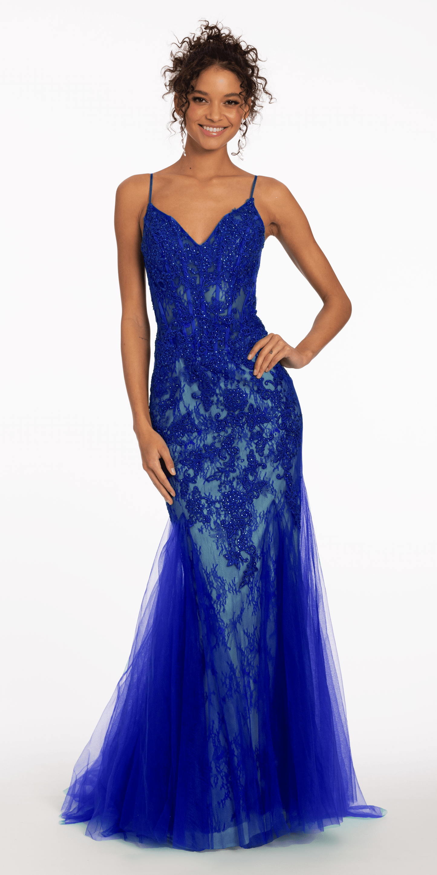 jade Size 0 missy Camille La Vie All Over Embroidered Godet Dress with Heat Set Stones