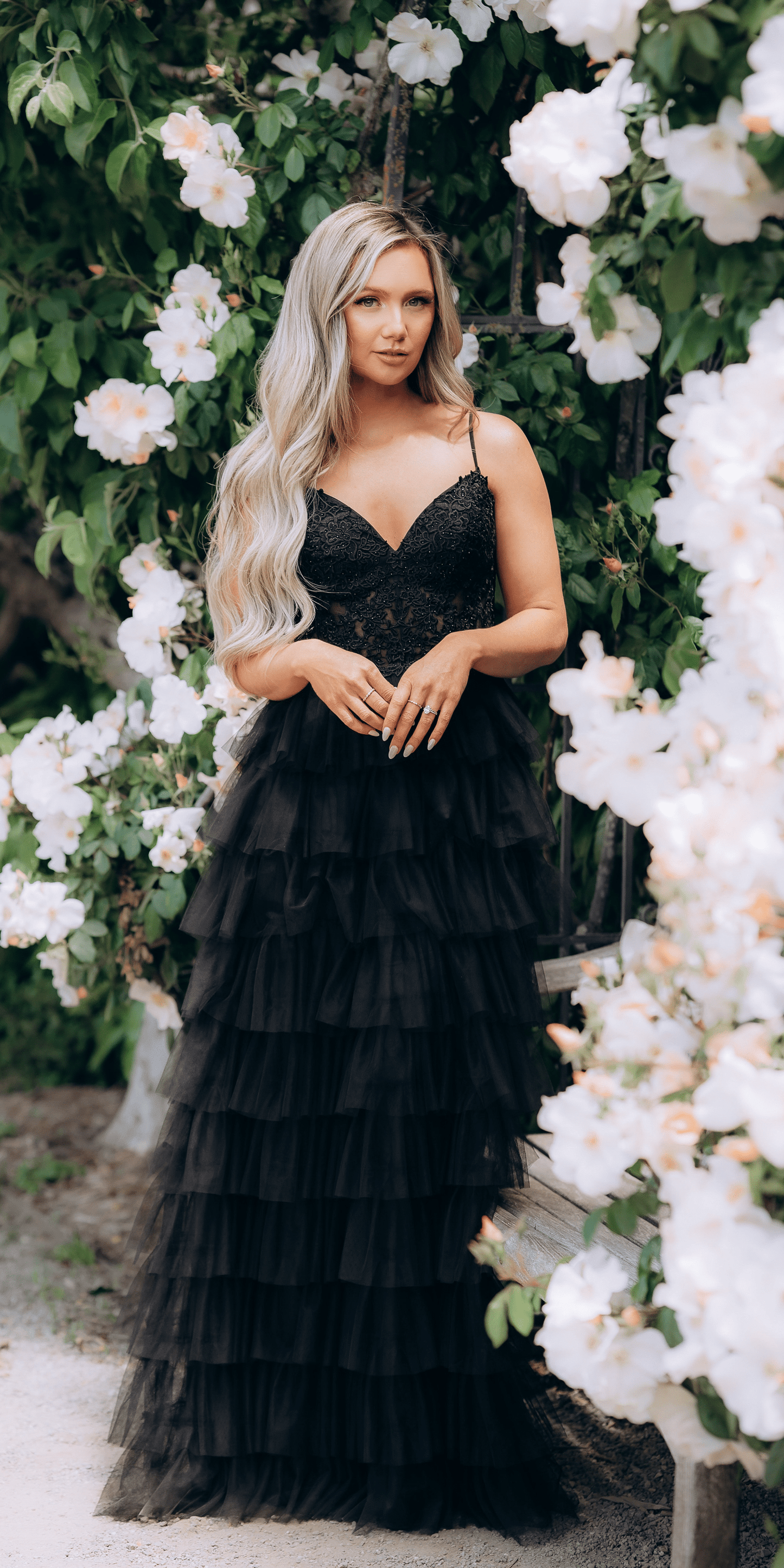 Camille La Vie Mesh Tiered Corset KeyholeBack Ballgown missy / 0 / black