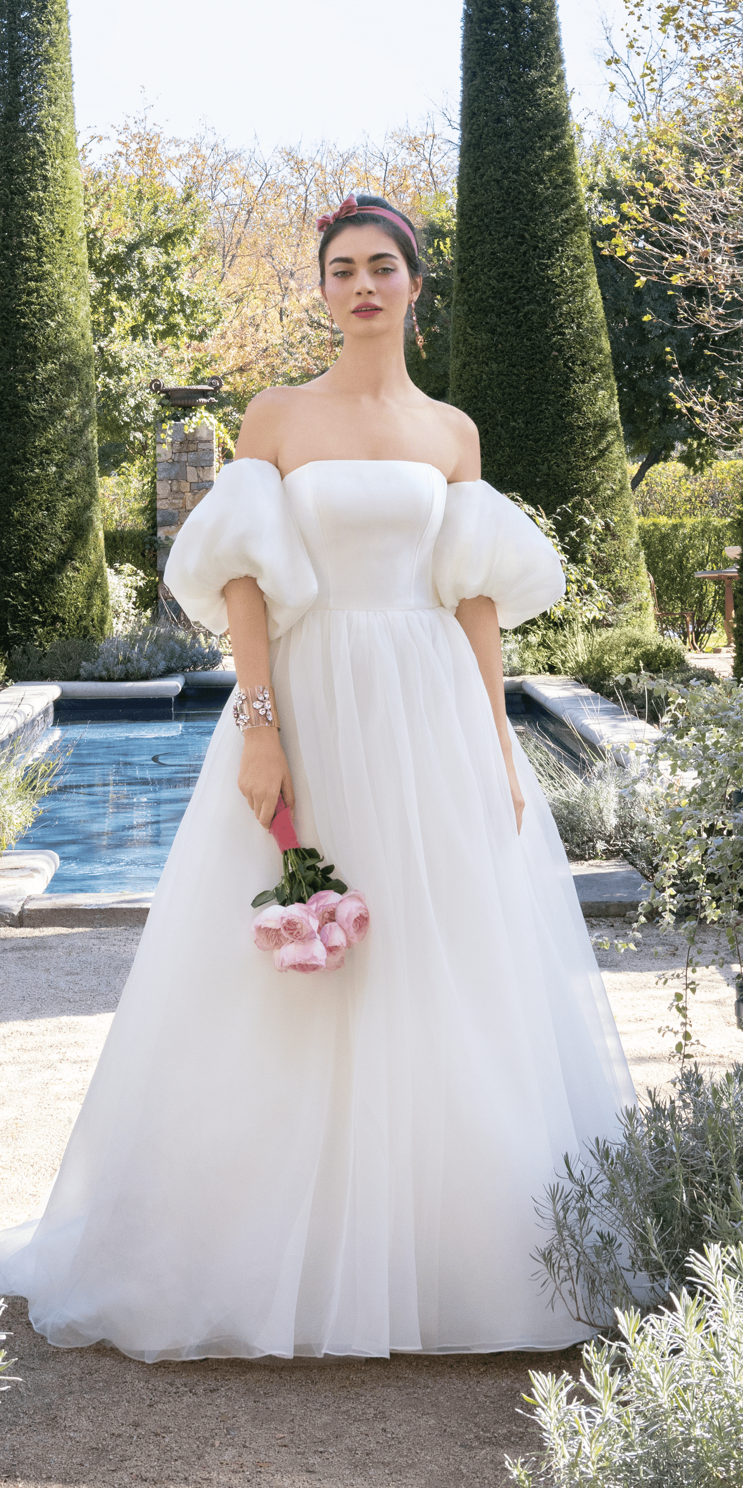 ivory Size 0 missy Camille La Vie Organza Lace Up Back Ballgown with Detachable Sleeves