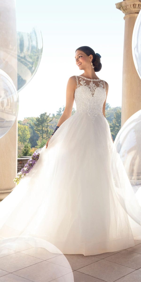 ivory /Size 6/missy/ Camille La Vie/ Bateau Embroidered Tulle Ballgown/front