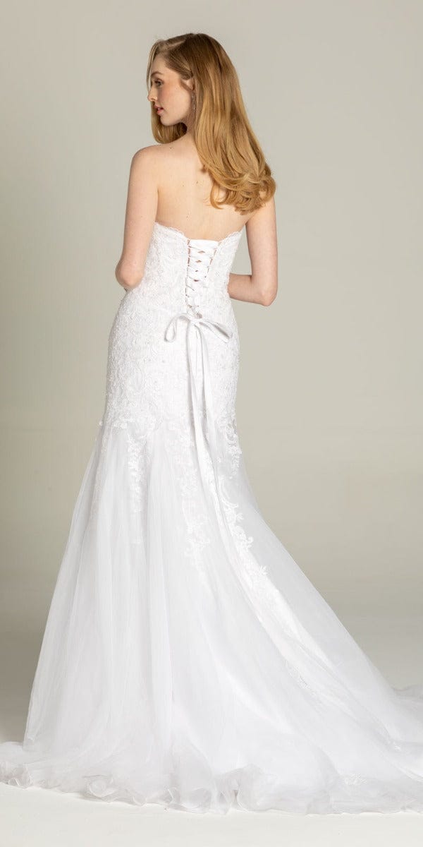 white /Size 4/ missy/ Camille La Vie Sweetheart Embroidered Trumpet Dress with Tulle Godets/back