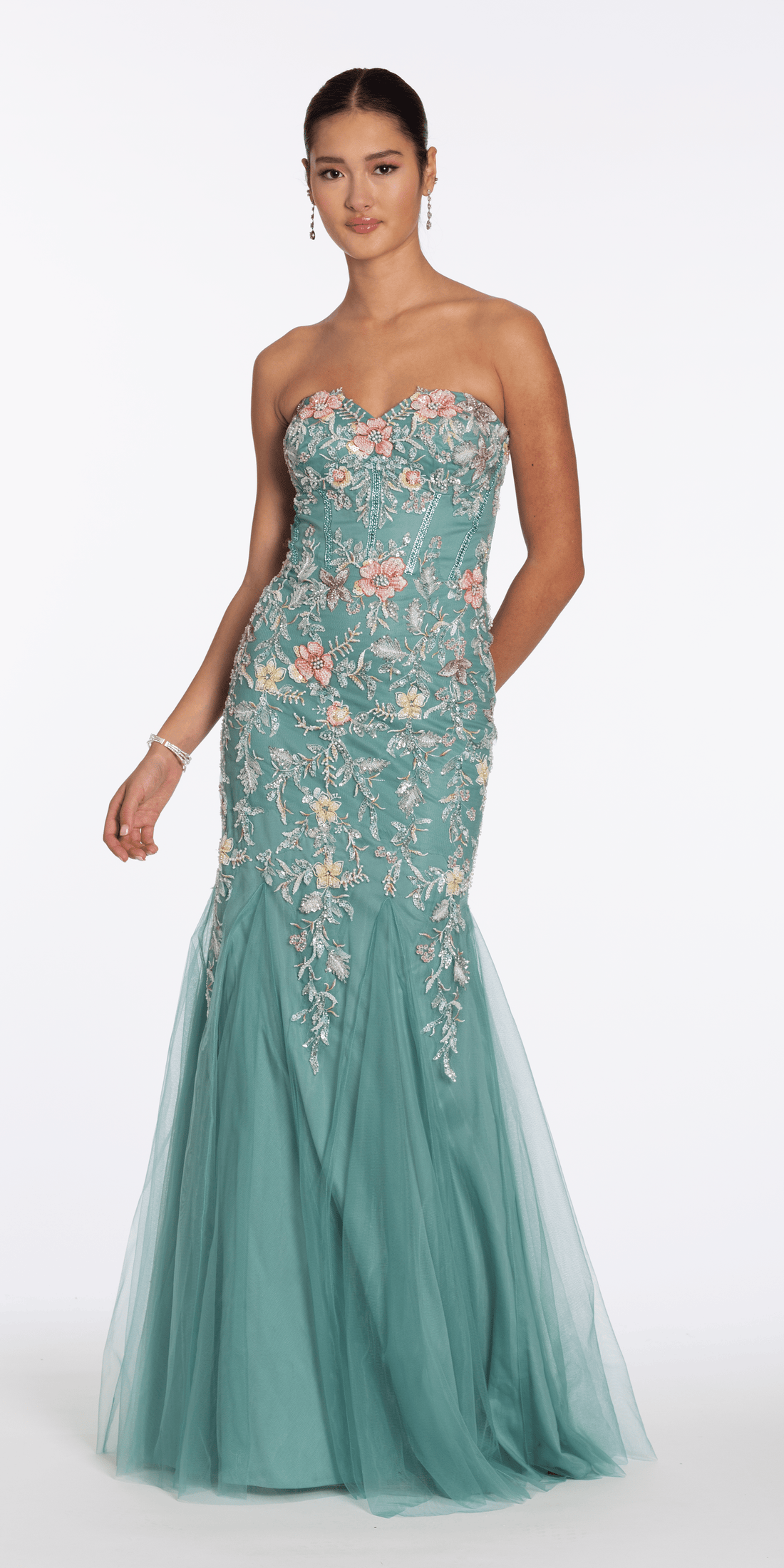 Shop dresses for Prom, Homecoming, Evening, Wedding, and more at Camil Camille La Vie Shop dresses for Prom, Homecoming, Evening, Wedding, and more at Camil Camille La Vie
