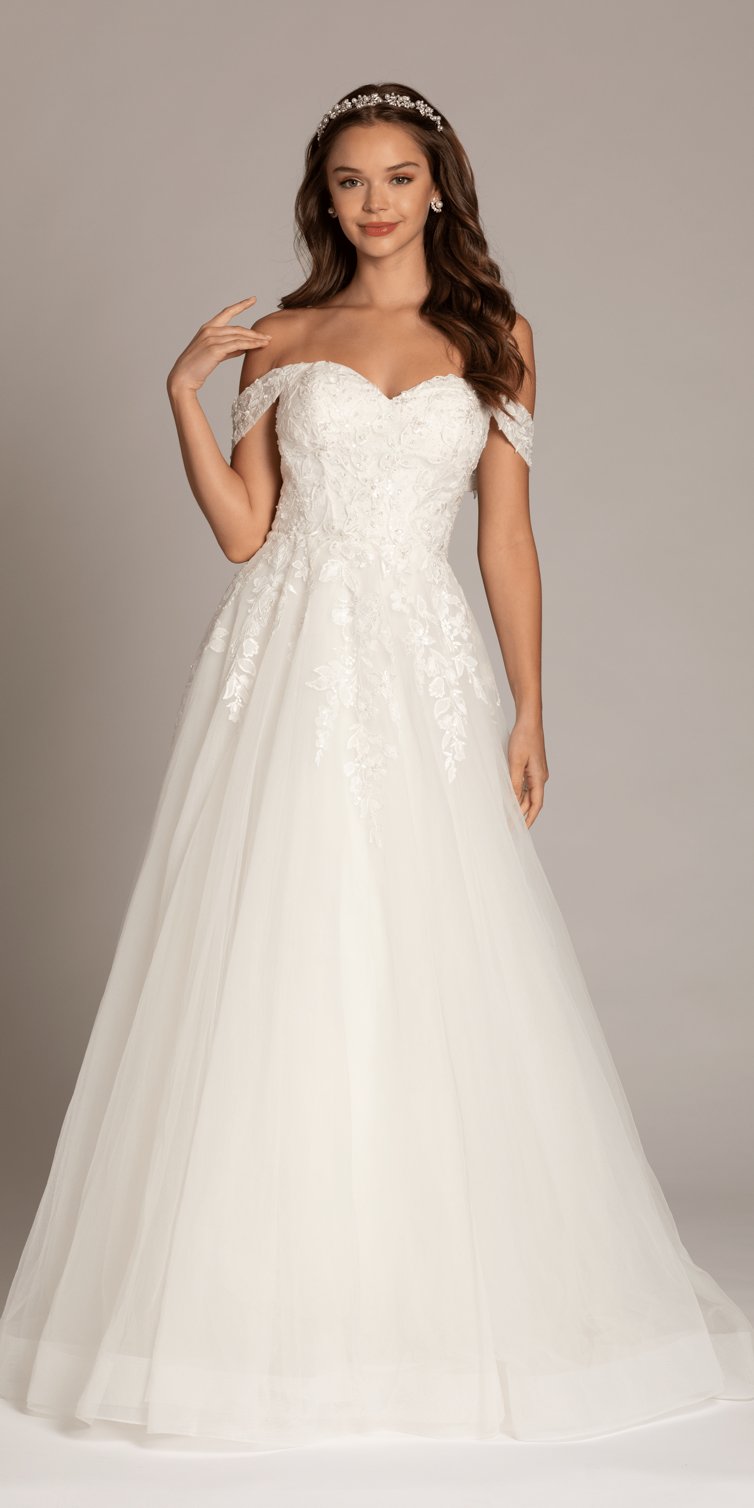 Applique Wedding Dresses