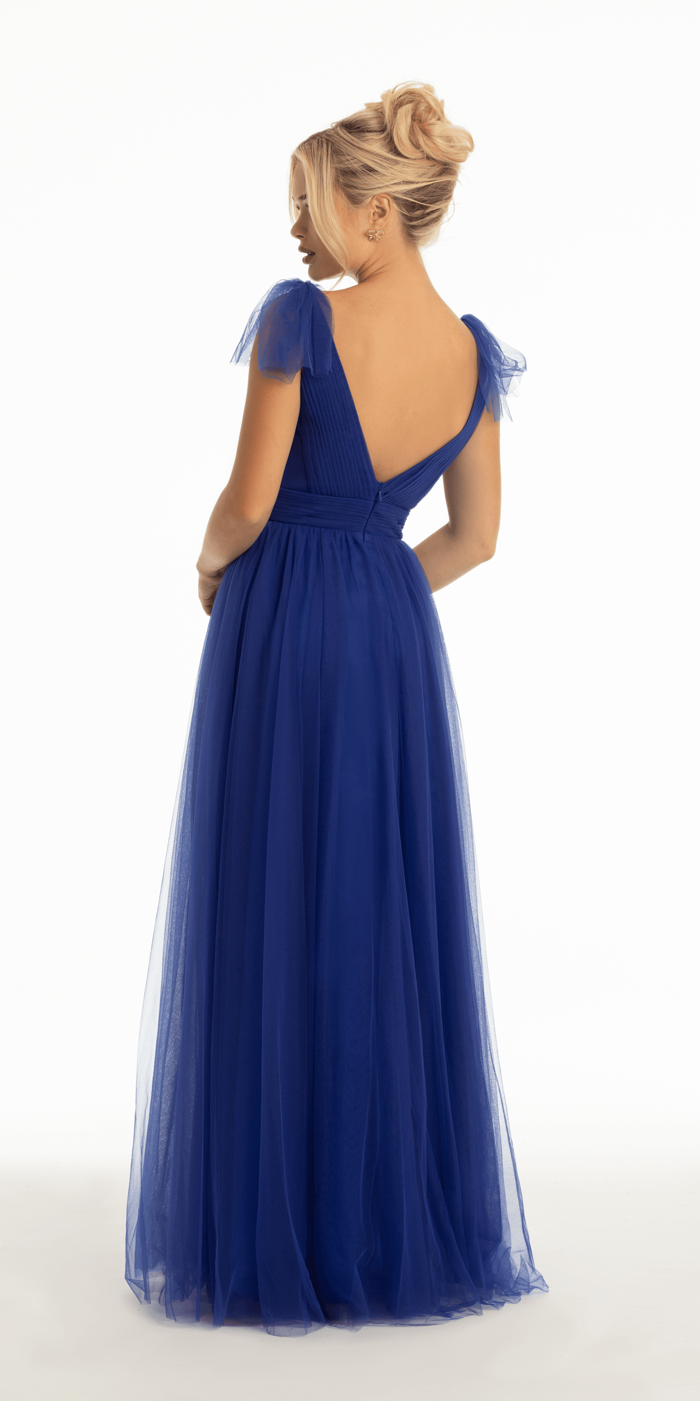 Camille La Vie Tie Shoulder Illusion Plunge Ballgown missy / 2 / royal-blue