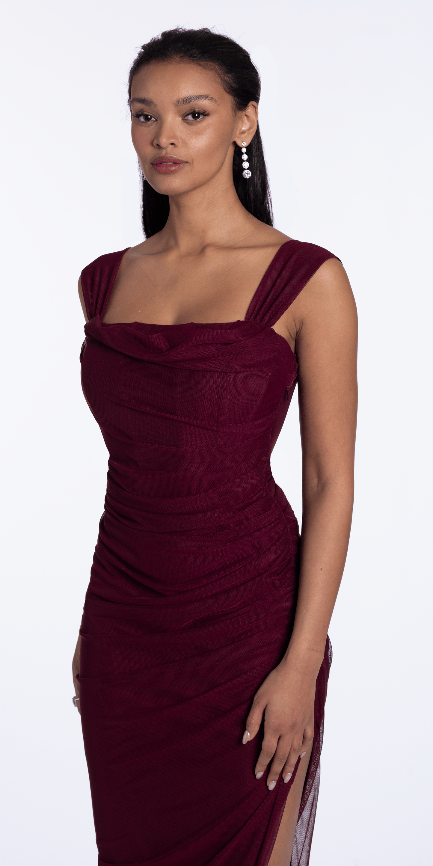 wine/size2/missy/Camille La Vie/ Mesh Square Neck Drape Corset Column Dress with Ruching/close up