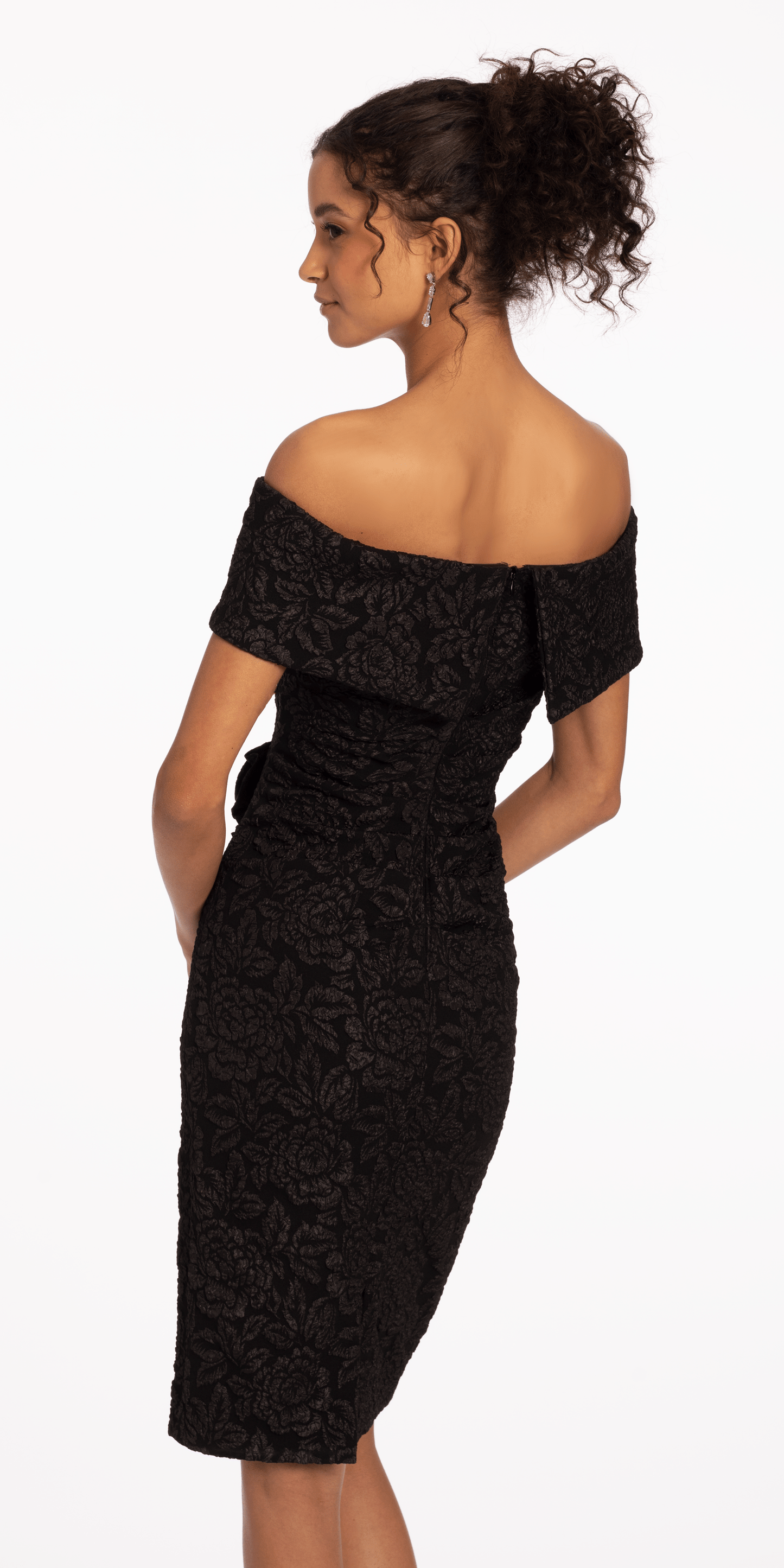 Camille La Vie Jacquard Off the Shoulder Midi Dress with Side Rosette missy / 4 / black