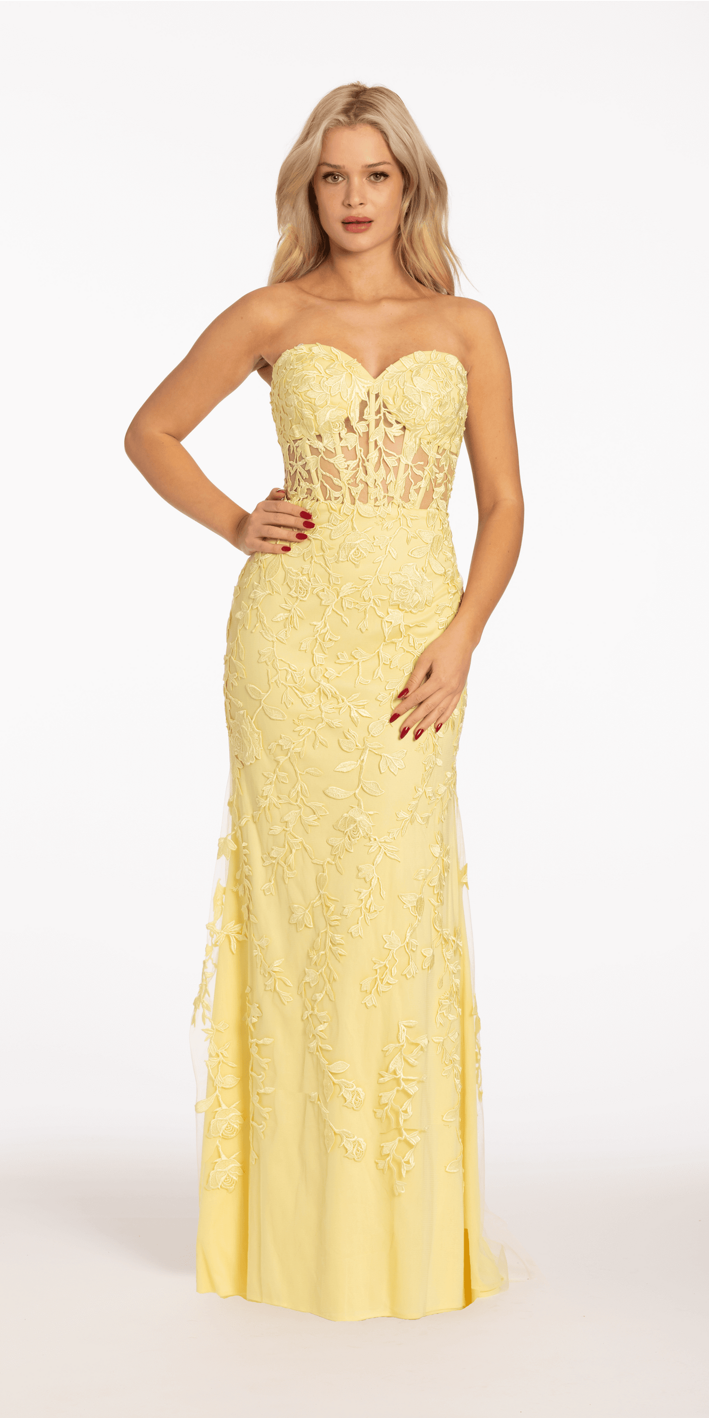 Camille La Vie Strapless Mesh Embroidered Lace Up Back Column Dress missy / 00 / yellow
