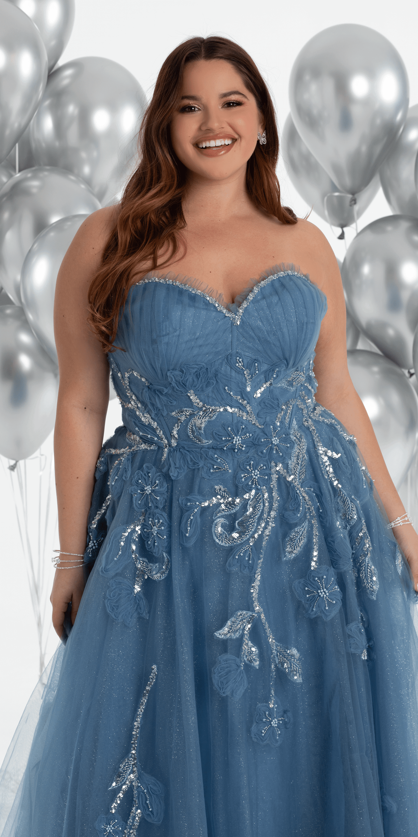 Camille La Vie /Glitter Tulle Embellished Sweetheart Ballgown /plus/ size /16 medium blue/ close up alt