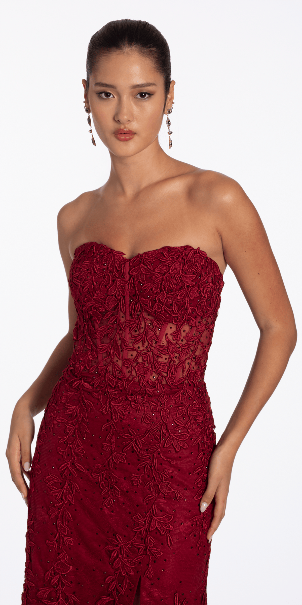 wine/size/4/missy/Camille La Vie/Strapless Mesh Applique Corset Column Dress with Side Slit/crop