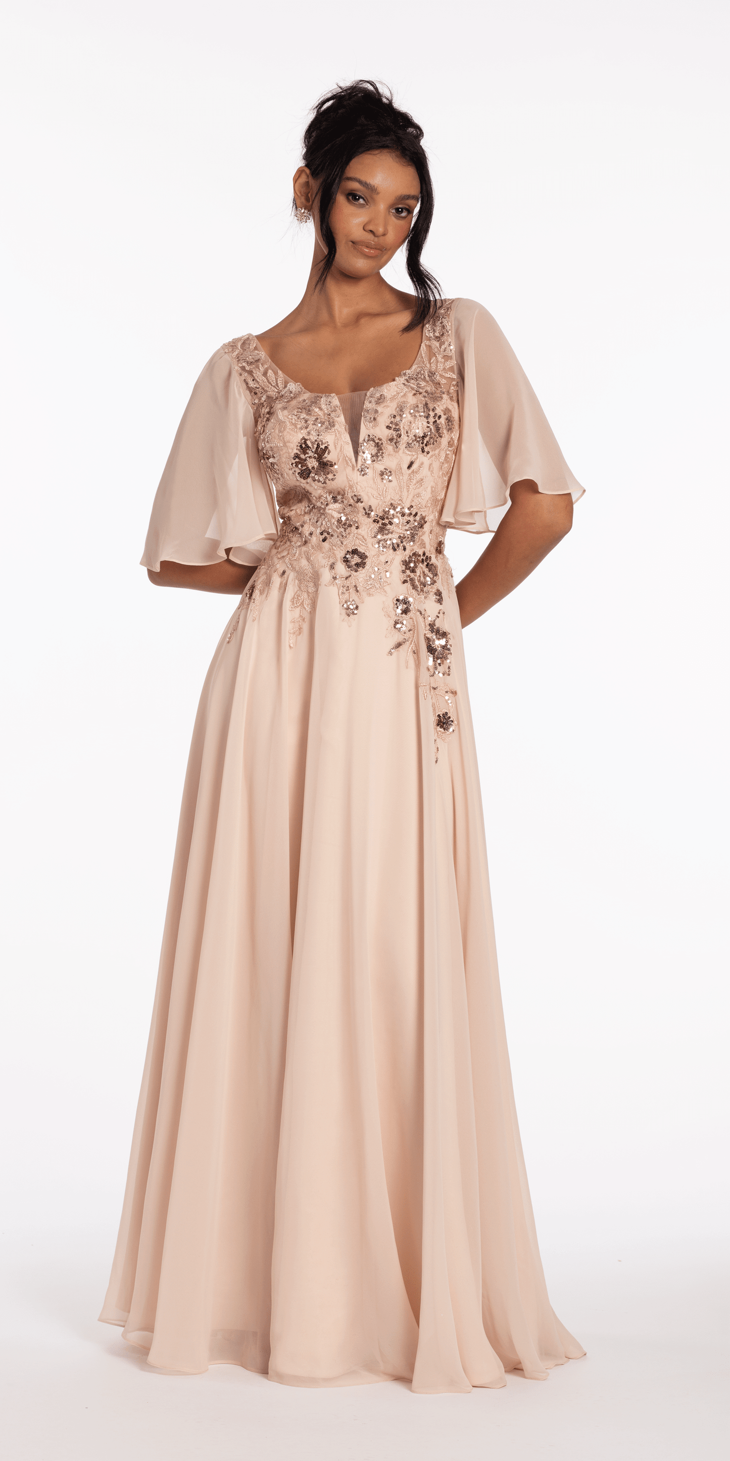 Camille La Vie/ Scoop Neck Chiffon Flutter Sleeve Embroidered A-line Dress missy /size/ 8 / shell/front