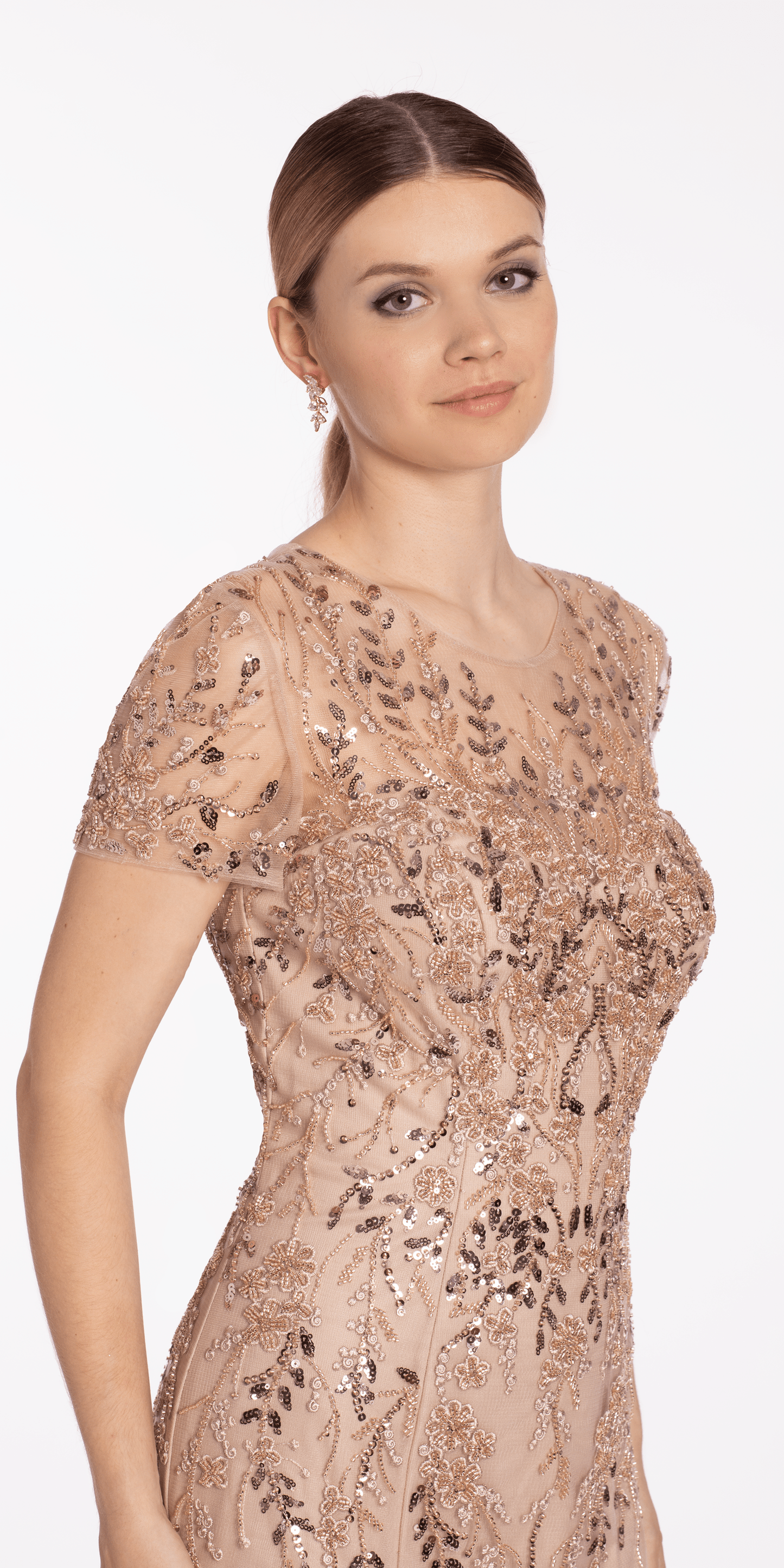 Camille La Vie /Jewel Neck Embellished Short Sleeve Mesh Trumpet Dress/ missy / size/6 / taupe/close up