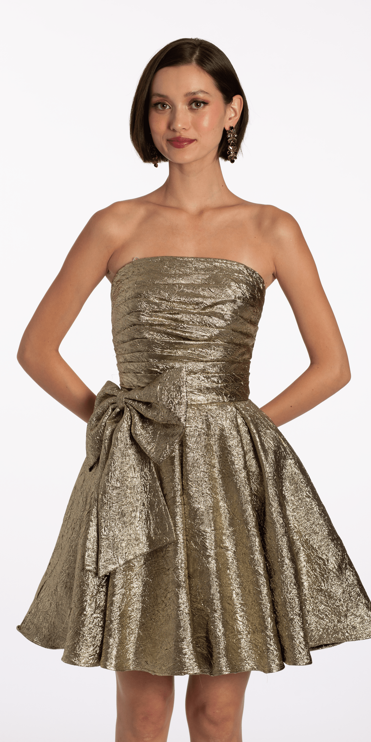 Camille La Vie /Metallic Crinkle Pleated Strapless Fit and Flare Dress with Bow missy / 00 / gold/front alt