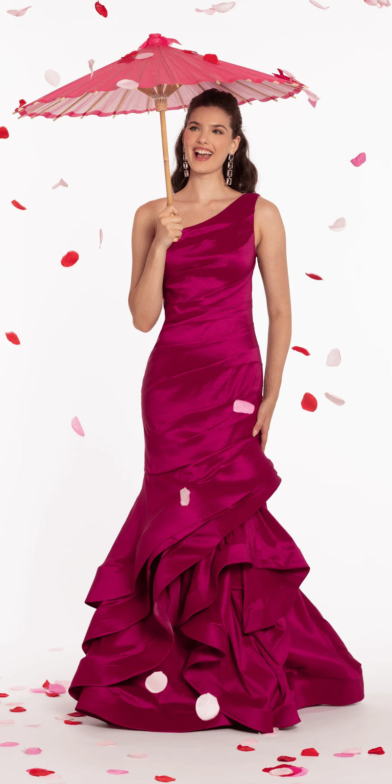 One Shoulder Taffeta Tiered Hem Mermaid Dress missy / 16 / magenta