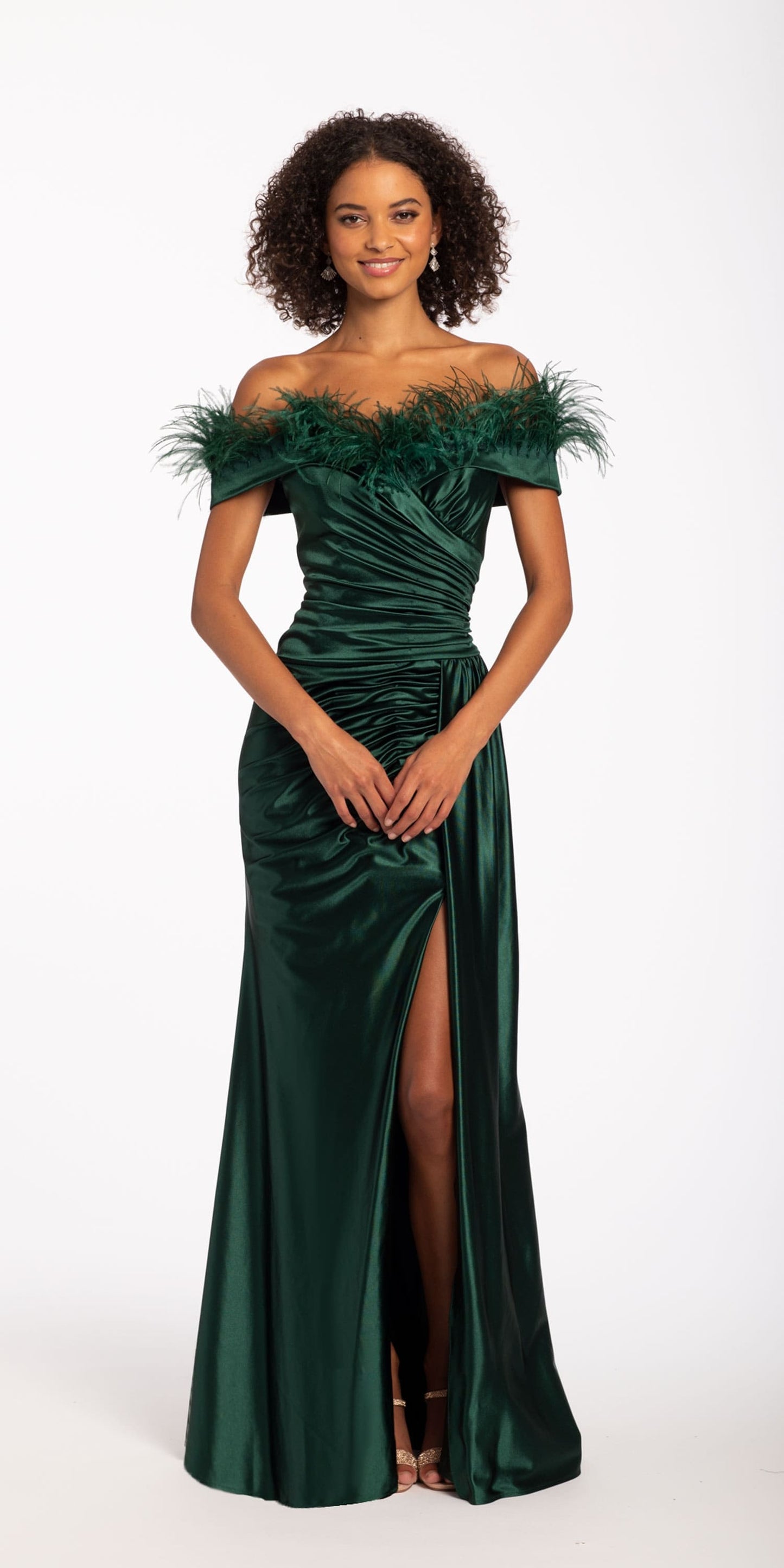 Camille La Vie Off the Shoulder Feather Stretch Satin Ruched Dress with Side Slit missy / 4 / emerald