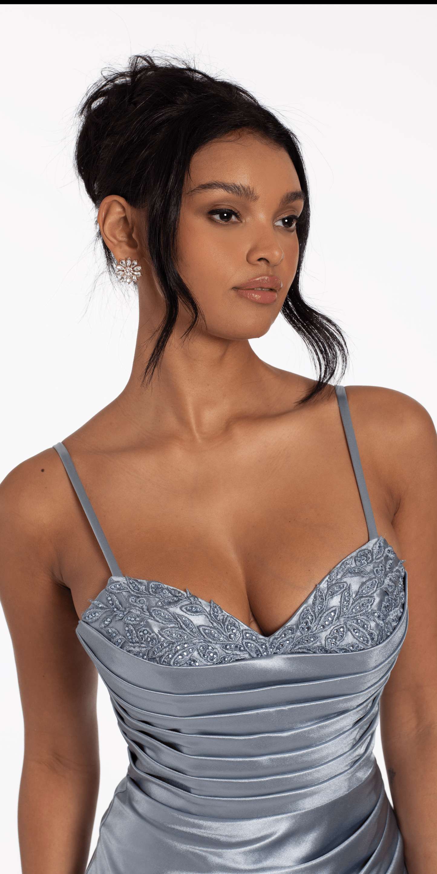 Camille La Vie/ Pleated Embellished Stretch Satin Sweetheart Bodycon Dress /missy / size/00 / light-blue/close up1