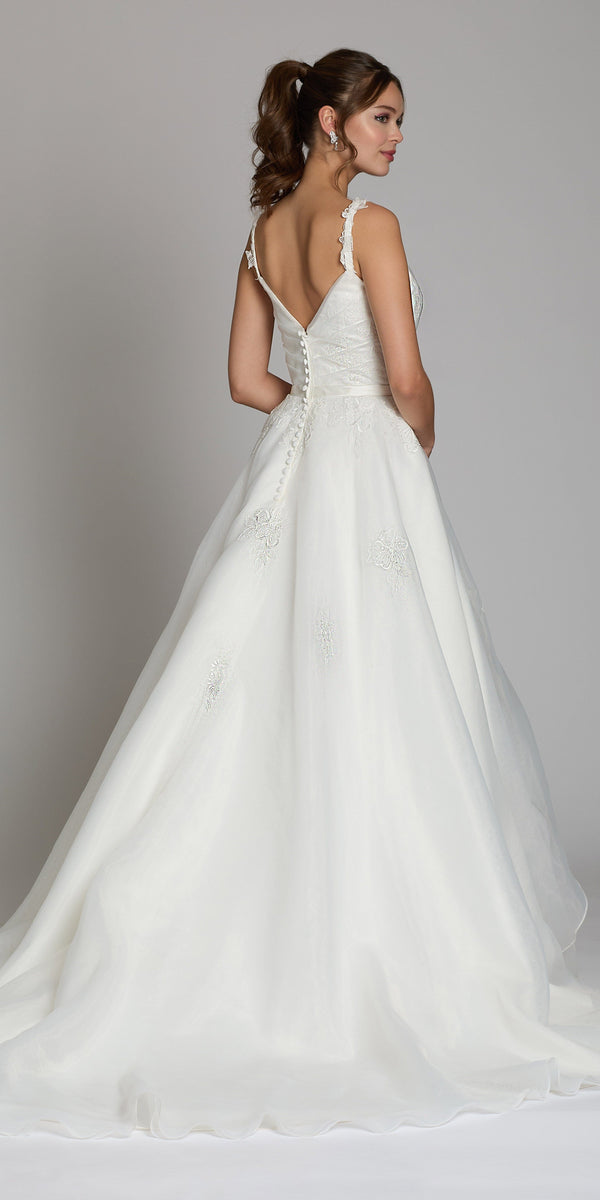 Sweetheart Organza Wrap Ballgown with 3D Shoulder Straps Image 4