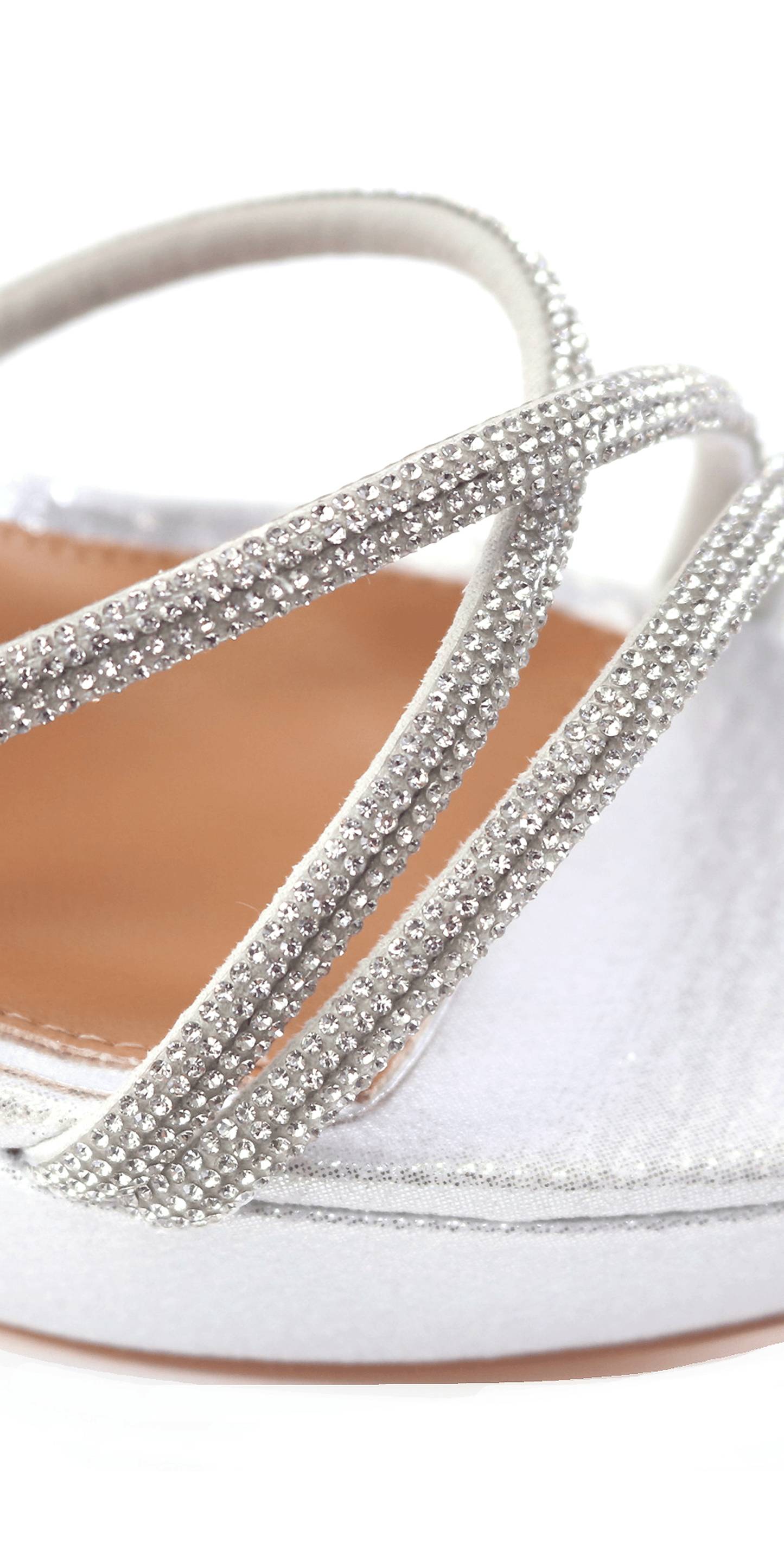 silver/size/6/Camille La Vie Satin Crossover Rhinestone Strap Platform Sandal /close up