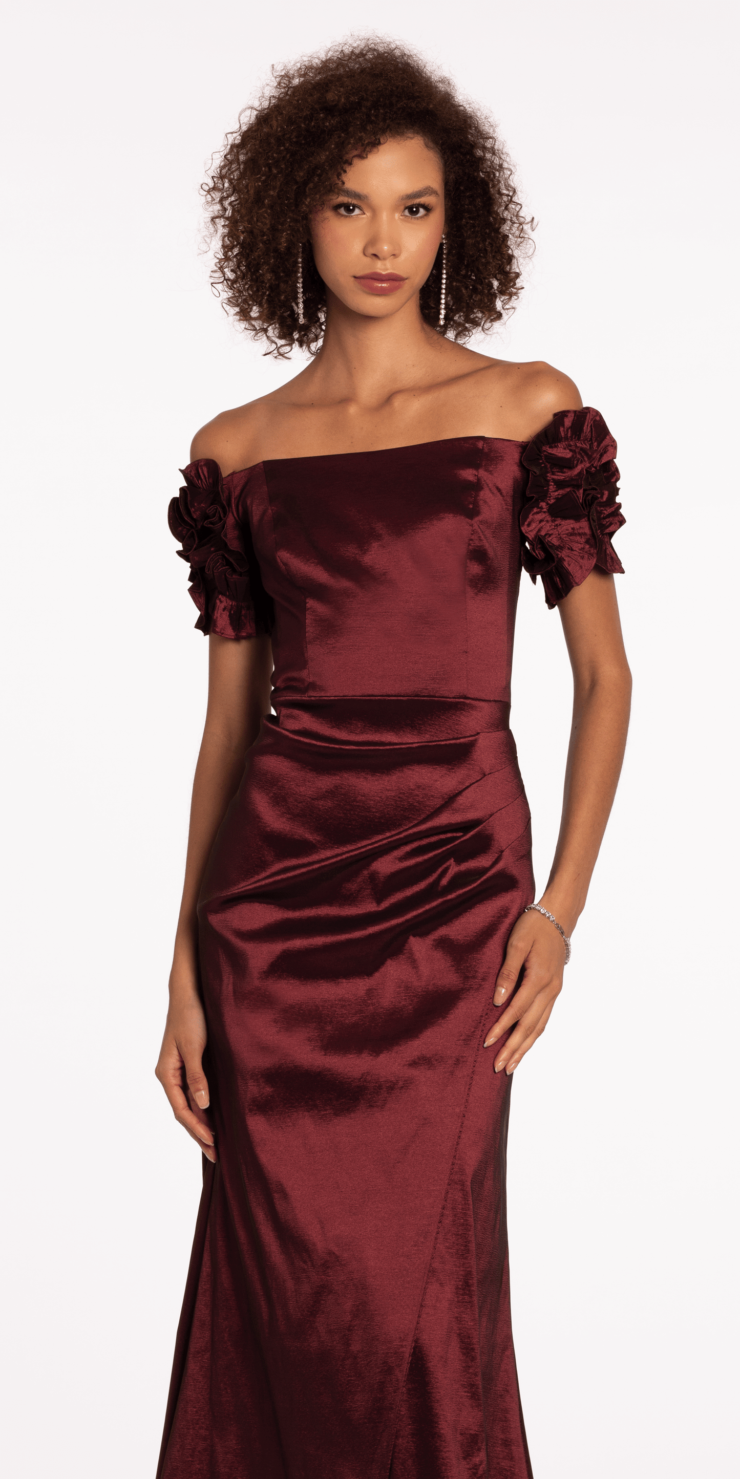 Camille La Vie /Taffeta Ruffle Off the Shoulder Trumpet Dress /missy/ size/ 4 wine /front alt